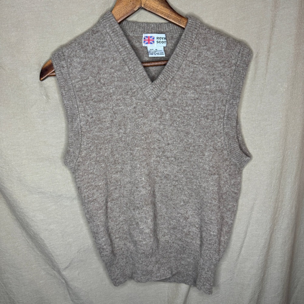 Royal Scot Mens Vintage 100% Lambswool V-Neck Sweater Vest Beige Oatmeal Size M